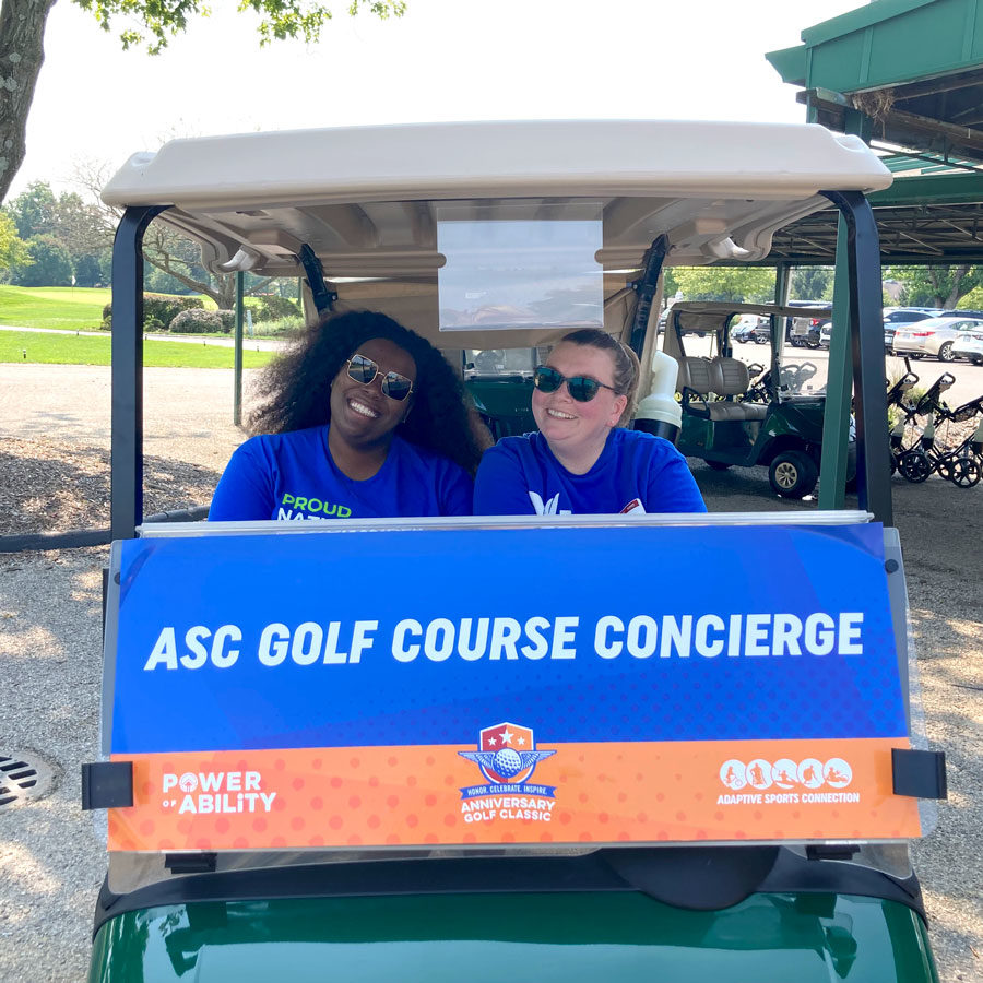 Nationwide employees volunteering at ASC Golf Classic event
